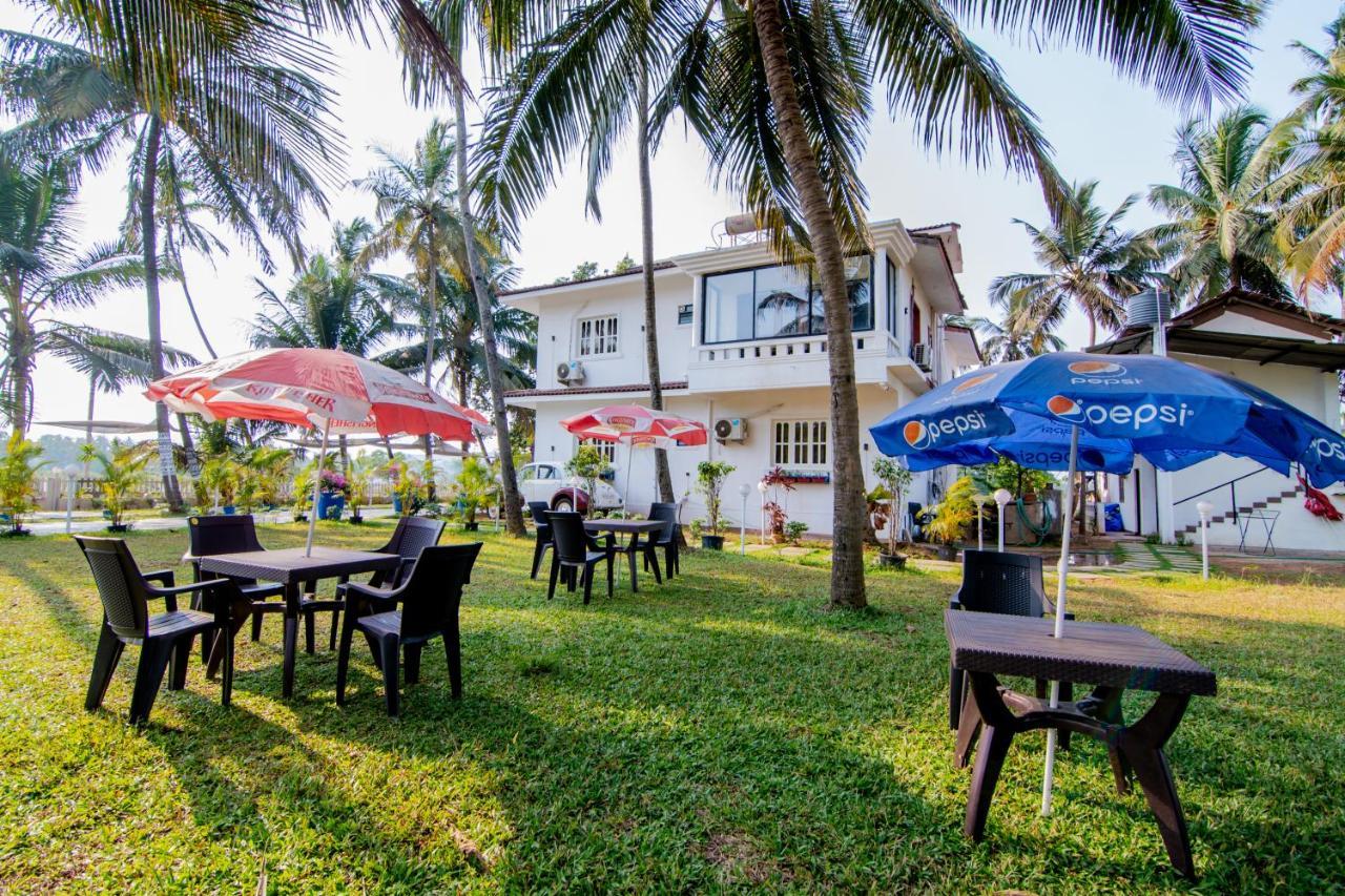 White House In Goa, Truly Amazing Experience Acomodação com café da manhã Saligao Exterior foto